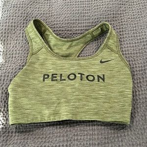 Peloton Nike sports bra